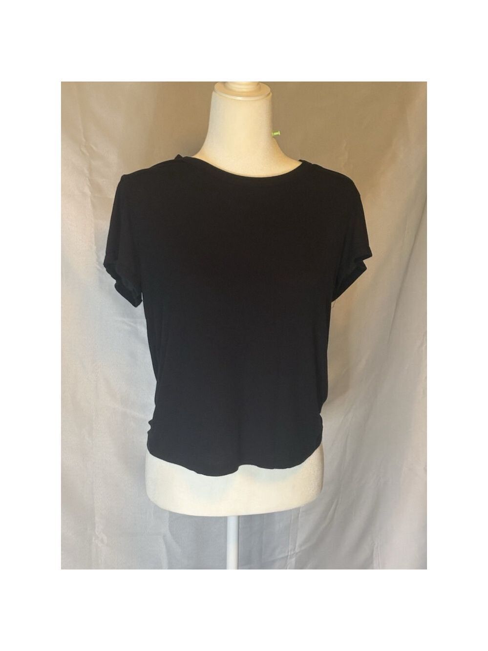 Roxy Women’s Black Ribbed Short Sleeve T-Shirt Baby Tee Heart Logo Size XL GUC